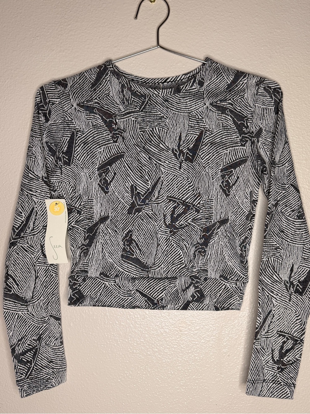 Seea Black & White Abstract Print Long Sleeve Crop Top